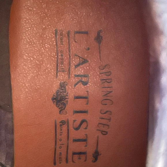 L'ARTISTE Embossed Taupe Ankle Boots with Studs - Picture 4 of 6